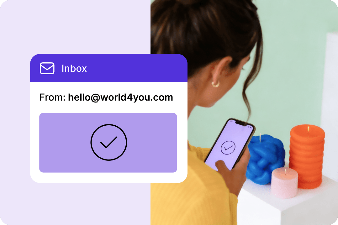 Person in gelbem Oberteil sieht Bestätigung auf Smartphone. Inbox-Grafik zeigt eine E-Mail von hello@world4you.com.